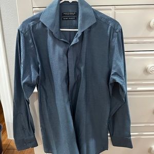 Forsyth of Canada non iron tailored fit